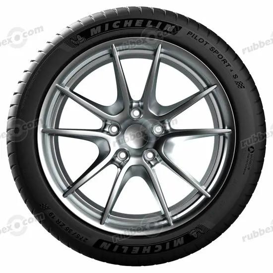 MICHELIN 225 40 ZR18 92Y Pilot Sport 4S XL 15331231
